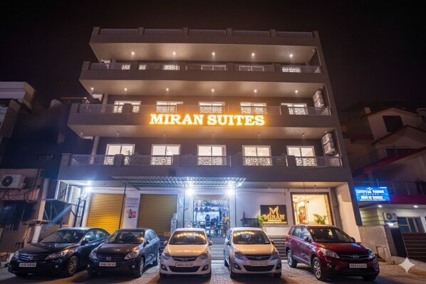 Exterior - Miran Hotel & Suites - Mathura Road (Faridabad)