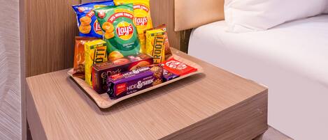 Deluxe Double Room, City View | Iron/ironing board, free WiFi