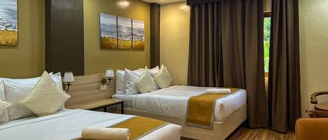 Family Room | In-room safe, blackout curtains, free WiFi