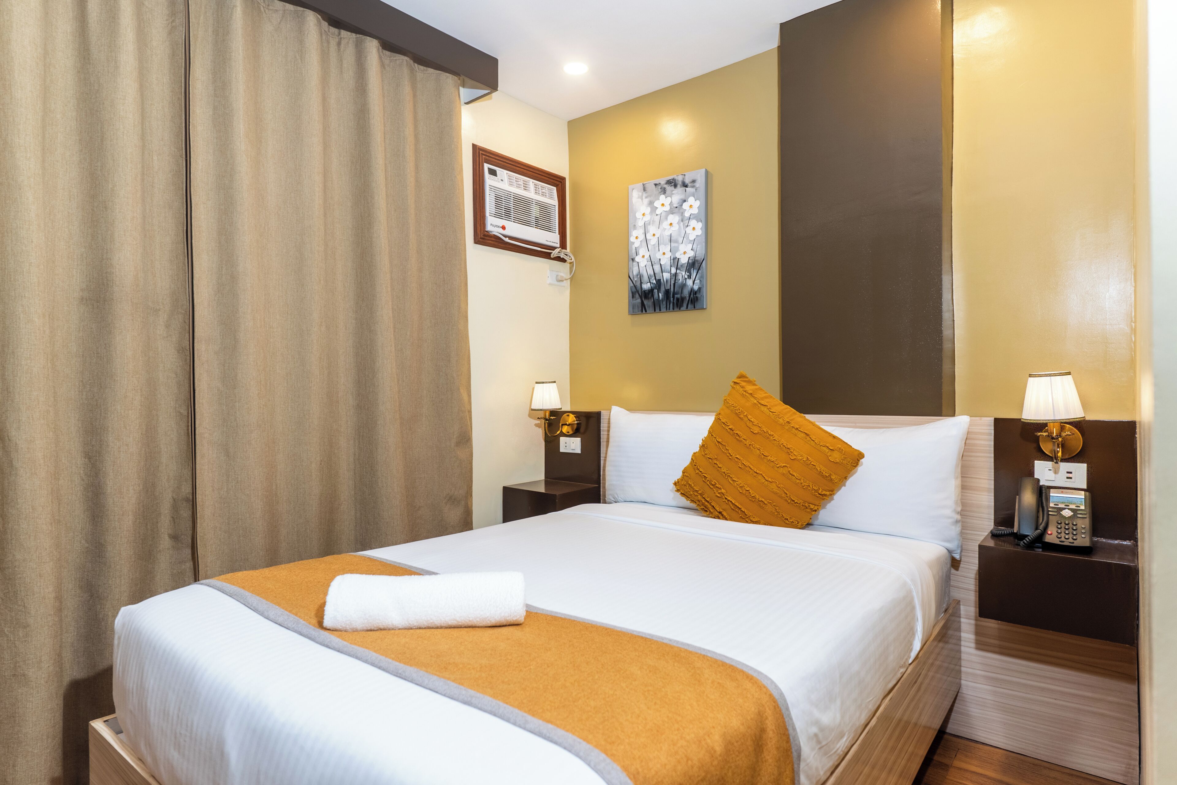 Superior Single Room | Free WiFi