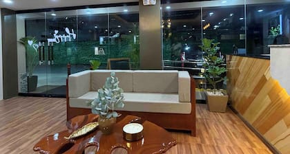 Hollywood Hotel Puerto Princesa