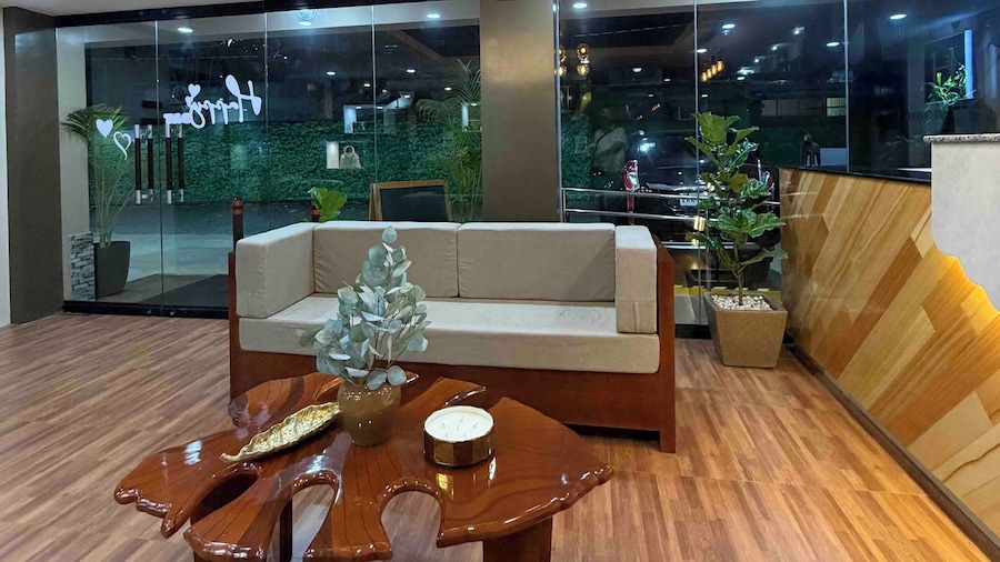 Hollywood Hotel Puerto Princesa