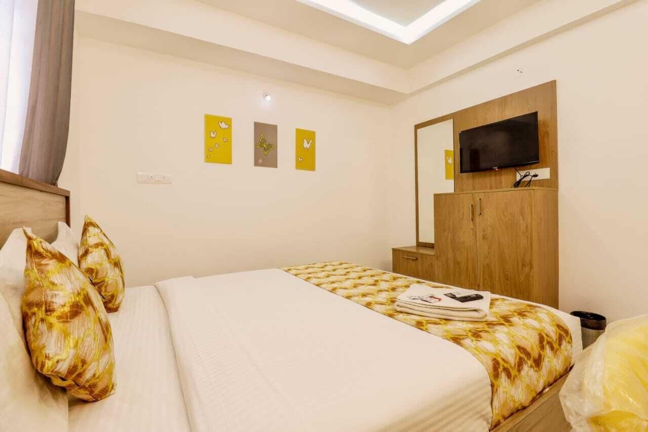 Deluxe Double Room, City View | Free WiFi