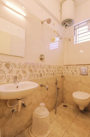 Shower, designer toiletries, hair dryer, soap - The Marella Suites (Bengaluru)