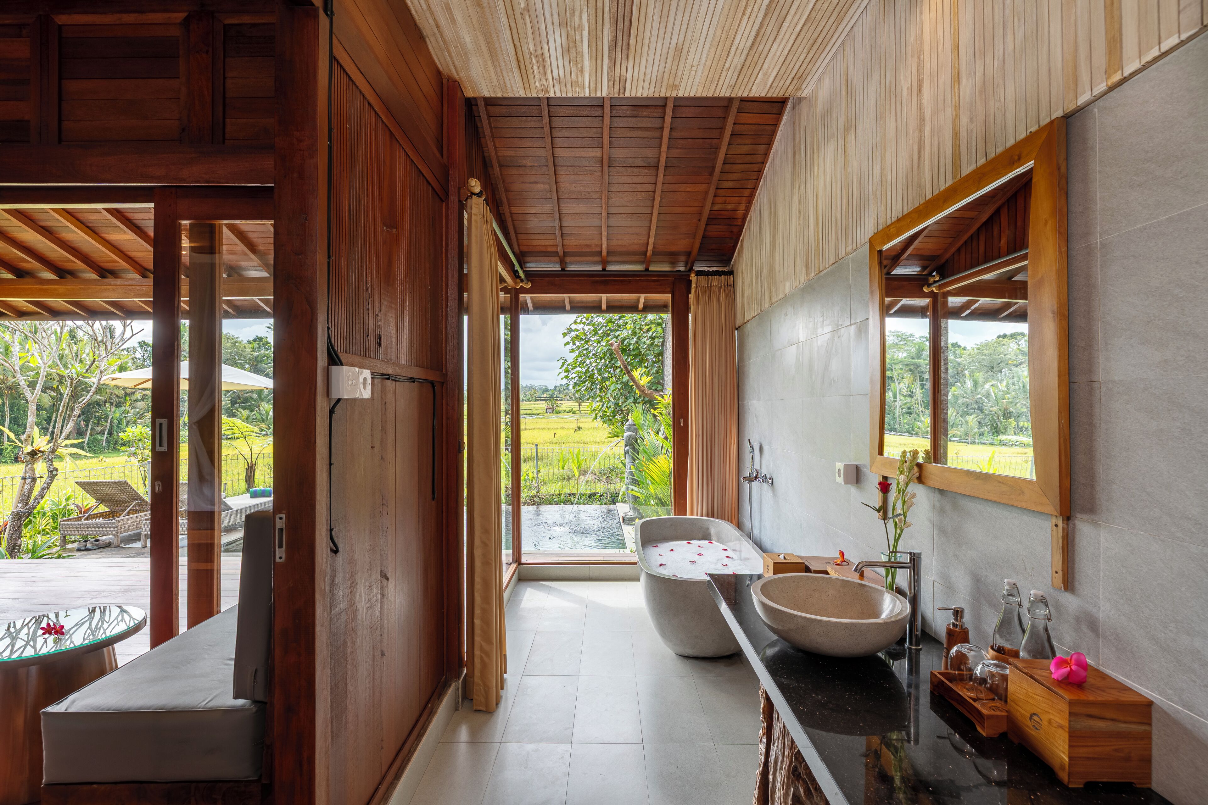 One Bedroom Villa with Rice Field View | Bathroom | Bathrobes, slippers