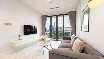 Family Suite, 3 Bedrooms, Club Lounge Access, City View | Egyptian cotton sheets, premium bedding, down comforters