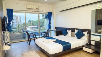 Familien-Suite, Balkon, Stadtblick | Kostenloses WLAN