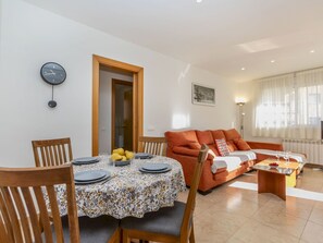 Dining - Apartment Nadina by Interhome (Segur de Calafell)