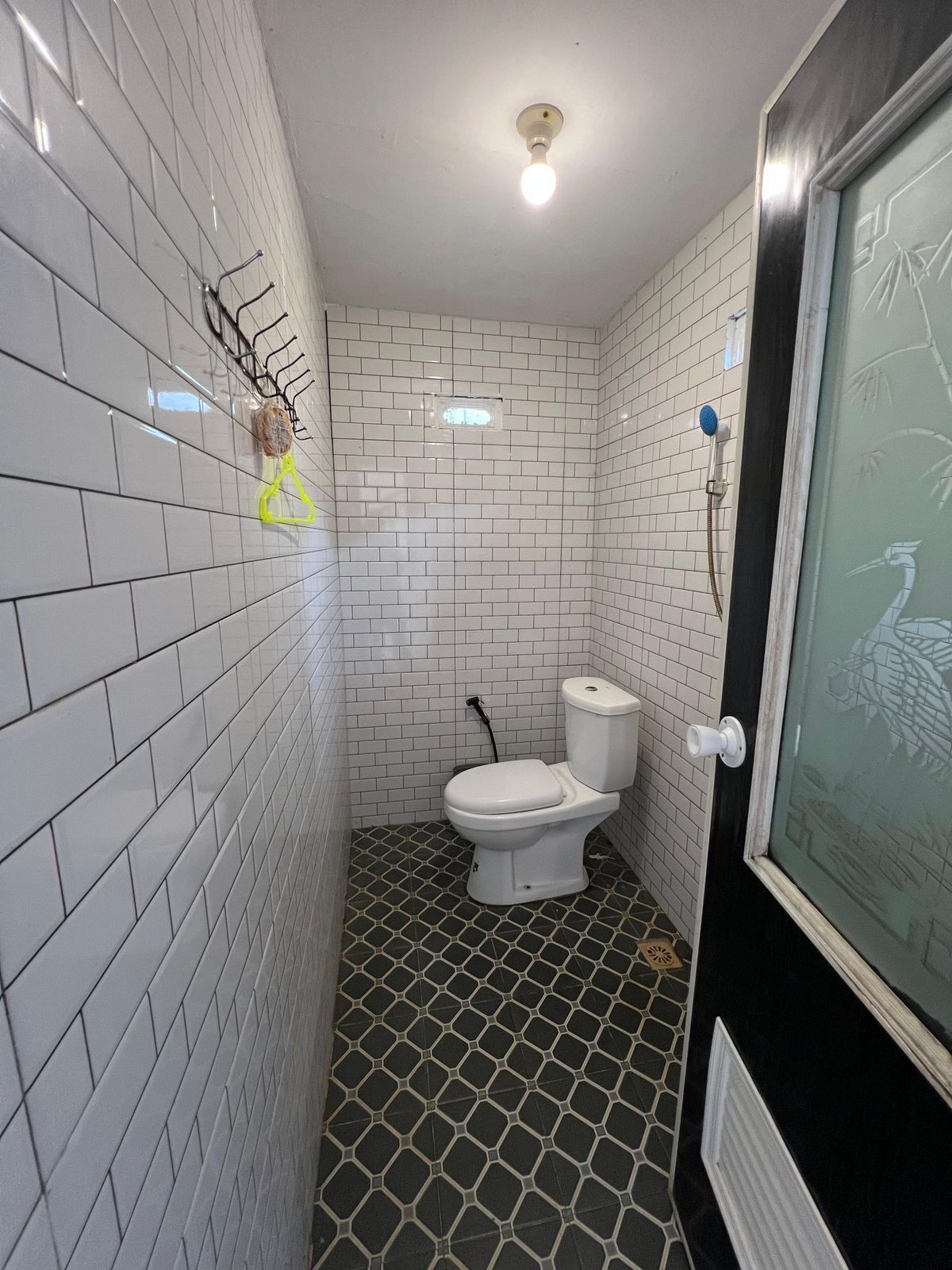 Cottage Keluarga, pemandangan kebun | Kamar mandi | Shower, perlengkapan mandi gratis,  dan handuk