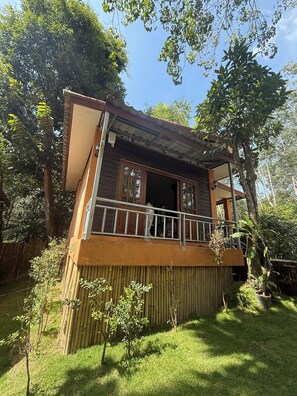 Reception - Echo Samadhi (Ko Lanta)