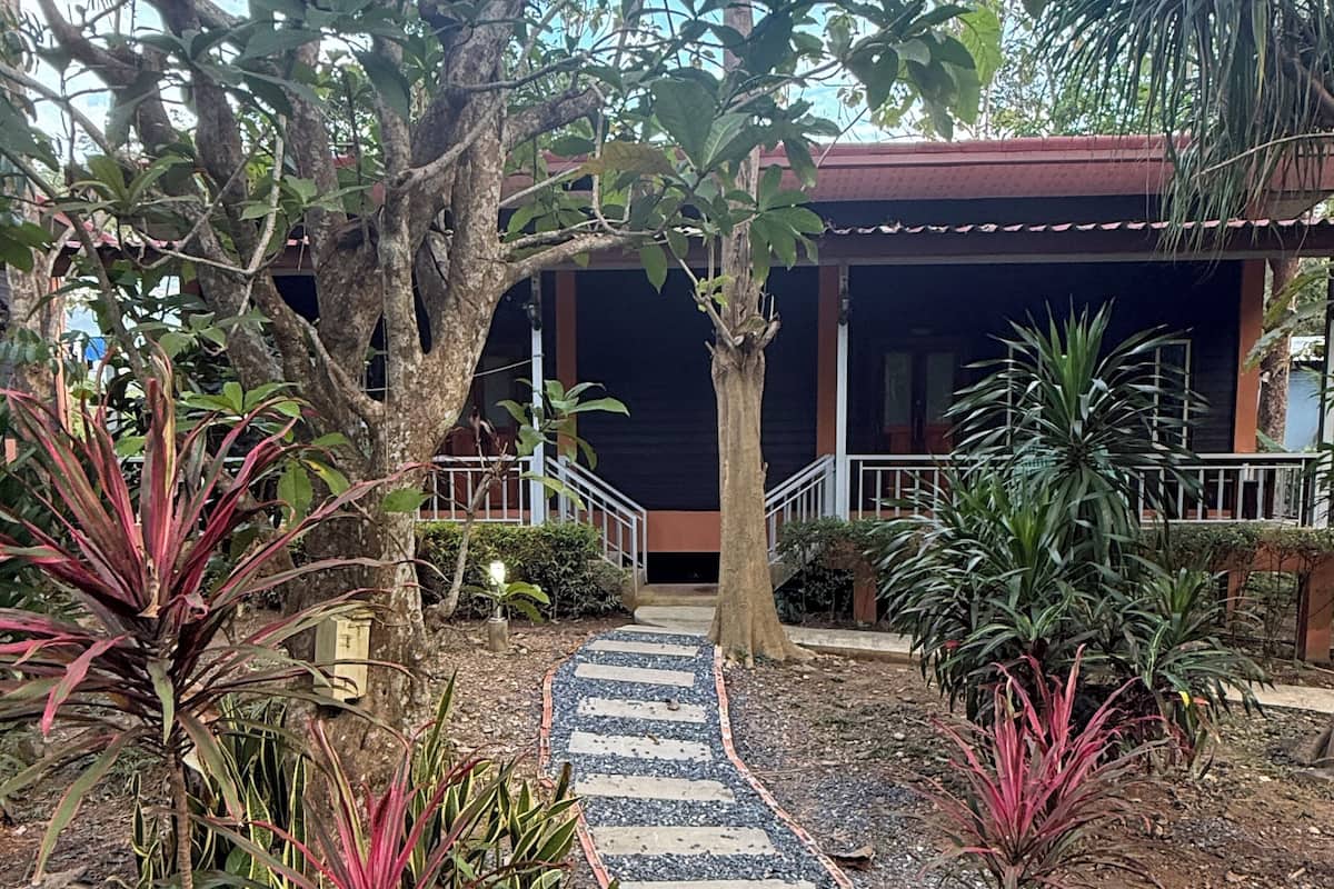 Minibar, pengeskab på værelset, individuelt design