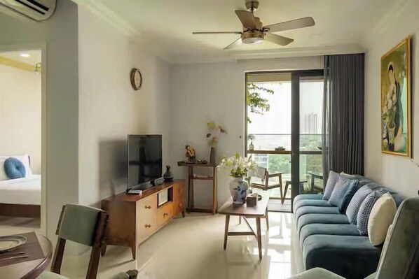 Suite Majestueuse, 1 chambre, accès au salon club, vue ville | Draps en coton égyptien, literie de qualité supérieure