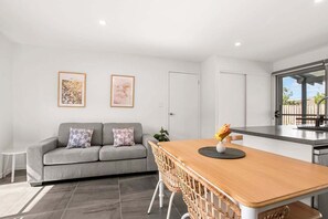 Interior - Pet Friendly Golden Beach Escape (Sunshine Coast)