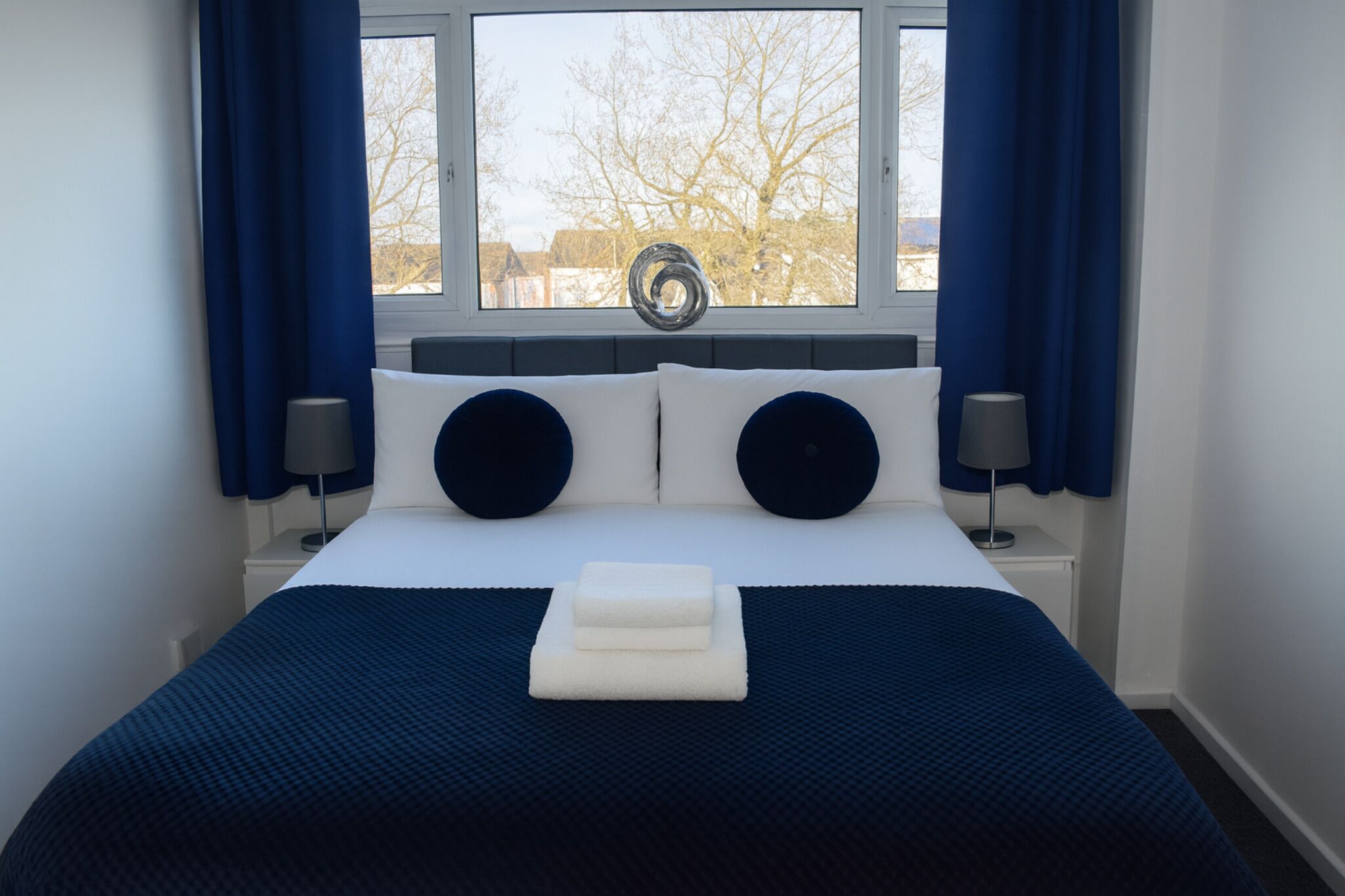 Tabla de planchar con plancha y wifi gratis 