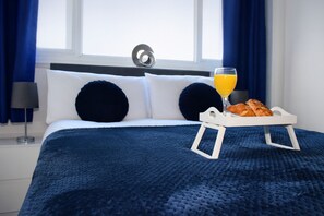 3 chambres, fer et planche à repasser, Wi-Fi gratuit
