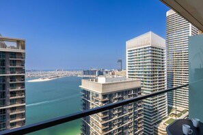 Property grounds - Stunning 1 Bed l Sea View l Private Beach Access (Emaar Beachfront)