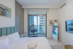 Iron/ironing board, WiFi, bed sheets - Classic 2 Bedroom l Marina Views l Private Beach (Emaar Beachfront)