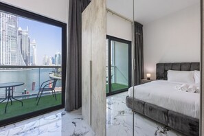 2 bedrooms, iron/ironing board, WiFi, bed sheets - Lux 2 Bed I Marina & Skyline View I Prime Location (Dubai Marina)
