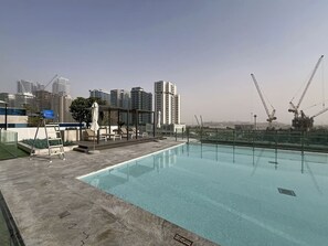 Pool - 1 Bedroom in Business Bay l Direct Pool Access (Business Bay)