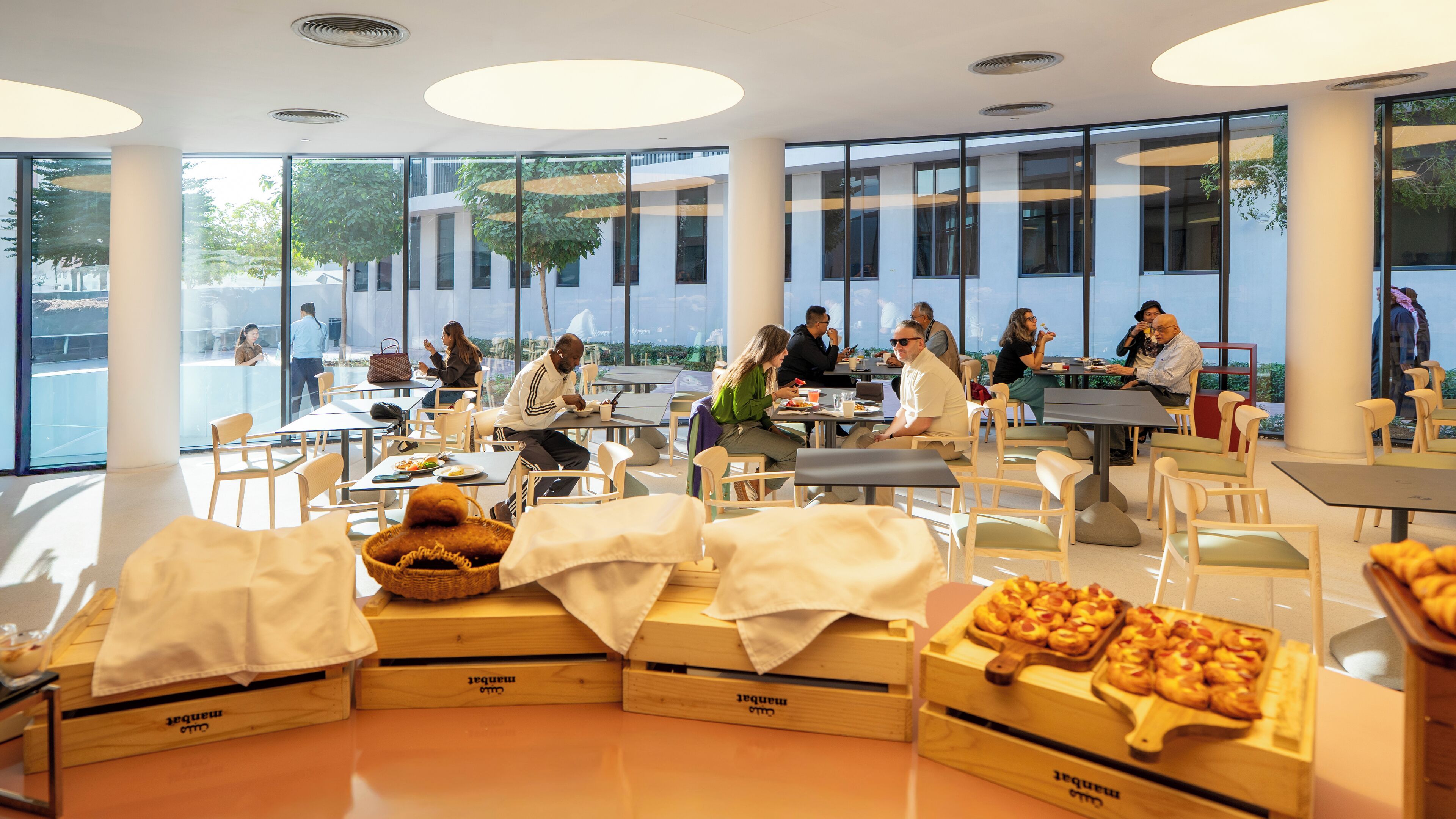 Spécialités Cuisine locale et internationale