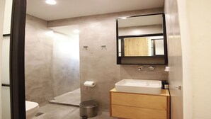 Unclassified image, 3 of 24, button - Emily in Athens - Central design awarded flat b/n Syntagma & Monastiraki (Athina)