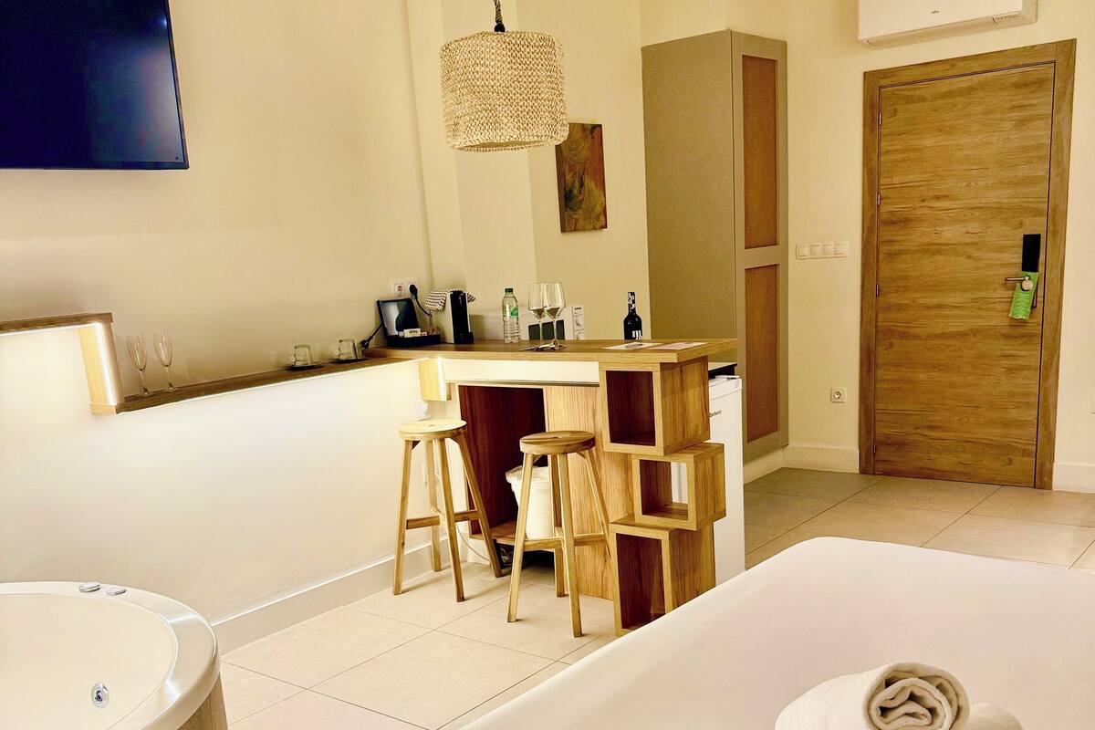 Coffres-forts dans les chambres, Wi-Fi gratuit