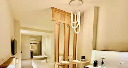 Reina Victoria VelĂĄzquez