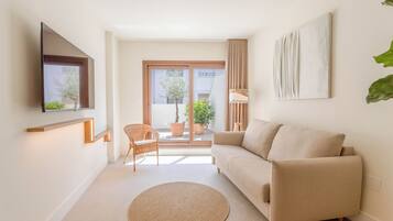 Premier Double Room | In-room safe, free WiFi