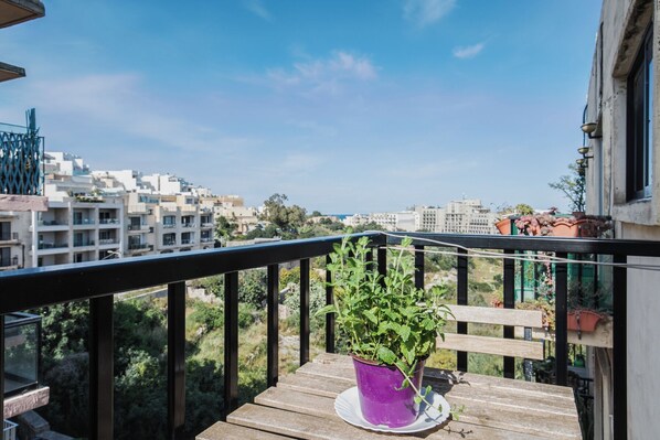 Apartment, 3 Bedrooms, Kitchen | Teres/patio