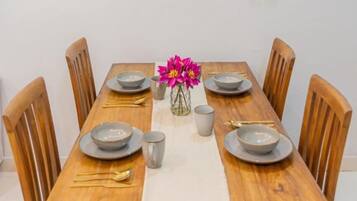 Family Suite | In-room dining
