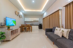 Family Suite | Living area - Kubu Ramah Suite Canggu (Canggu)