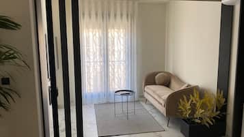 Comfort Double Room, City View | In-room safe, free WiFi