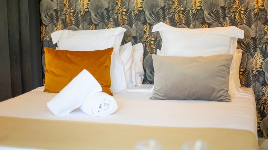 Reina Victoria La Plaza