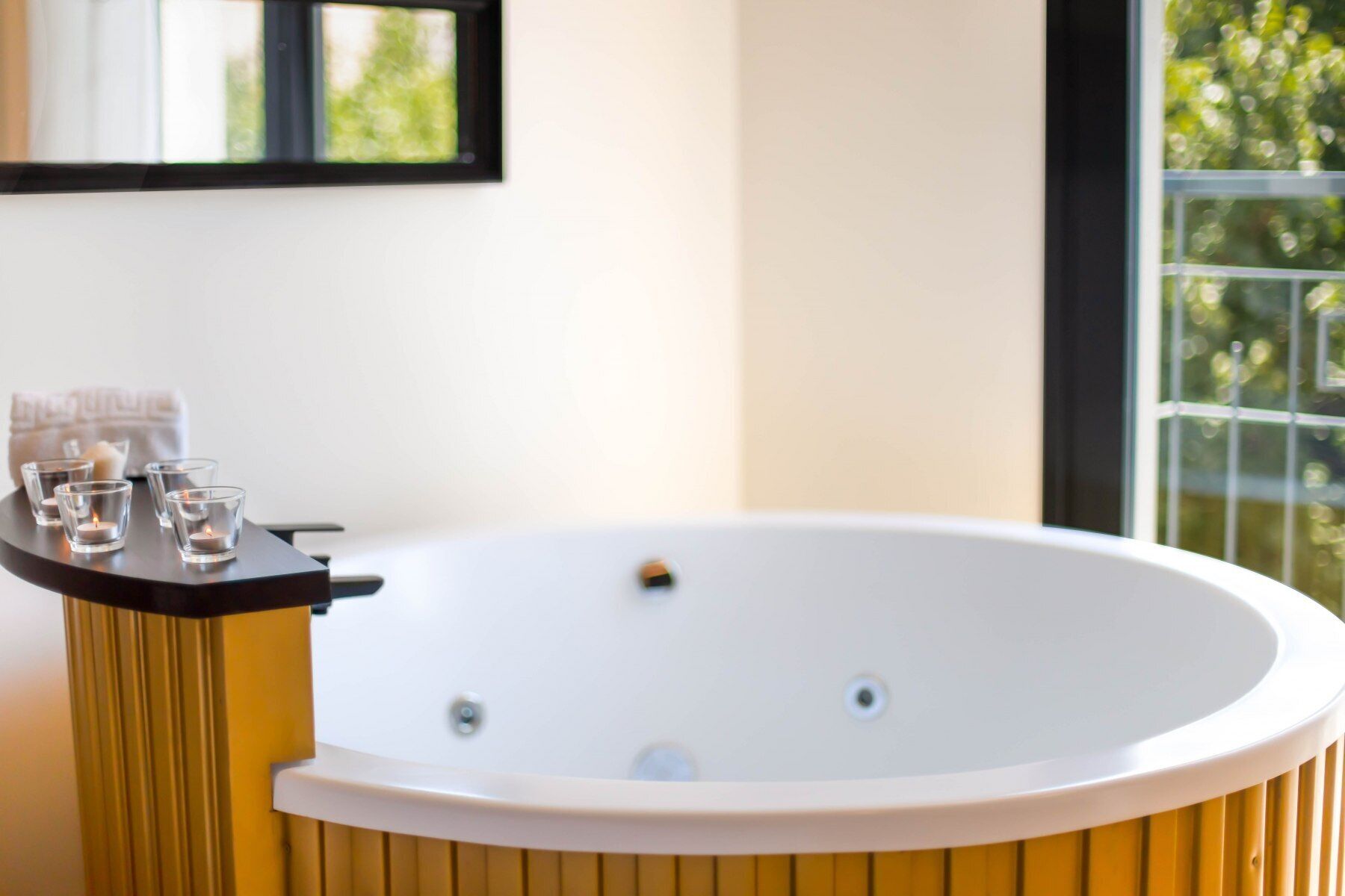 In-room safe, free WiFi