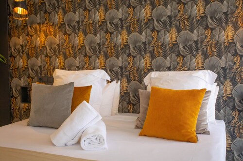 Reina Victoria La Plaza