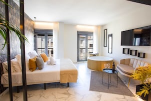 Caja de seguridad en la habitación y wifi gratis