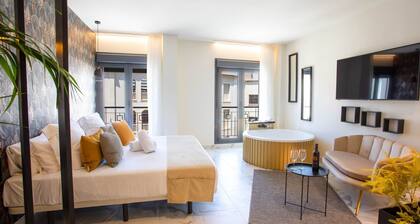 Reina Victoria La Plaza