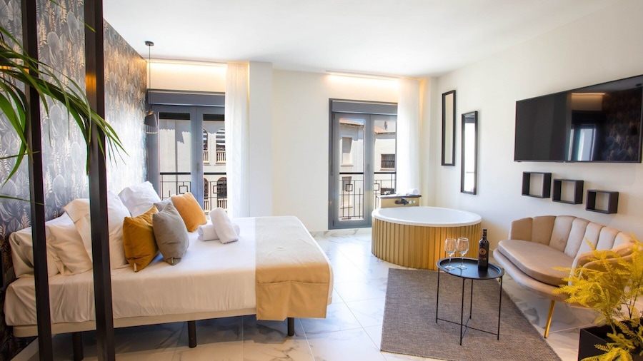 Reina Victoria La Plaza