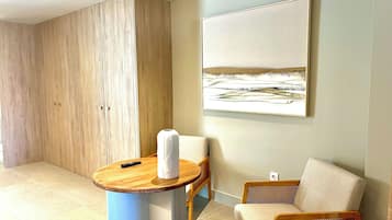 Comfort Double Room, City View | In-room safe, free WiFi