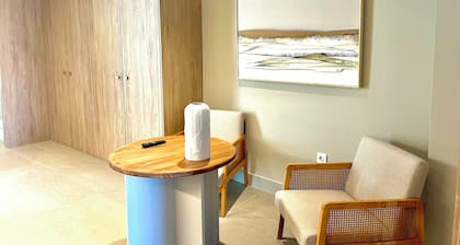 Reina Victoria La Plaza 2