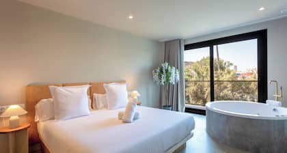 Reina Victoria La Plaza 2