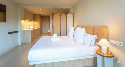 Reina Victoria La Plaza 2