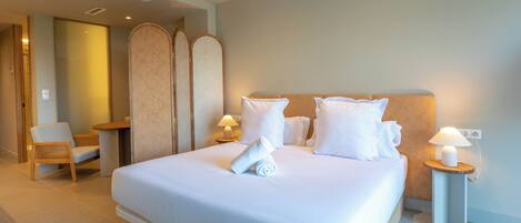 Kahden hengen standard-huone, kaupunkinäköala | Tallelokero huoneessa, ilmainen Wi-Fi