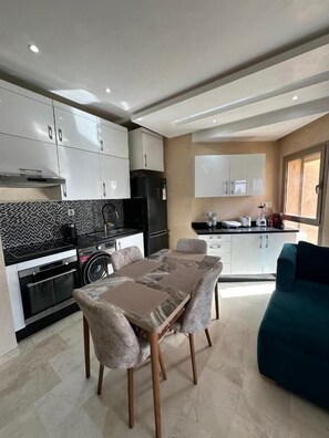 Studio Confort, balcon, vue golf | Intérieur