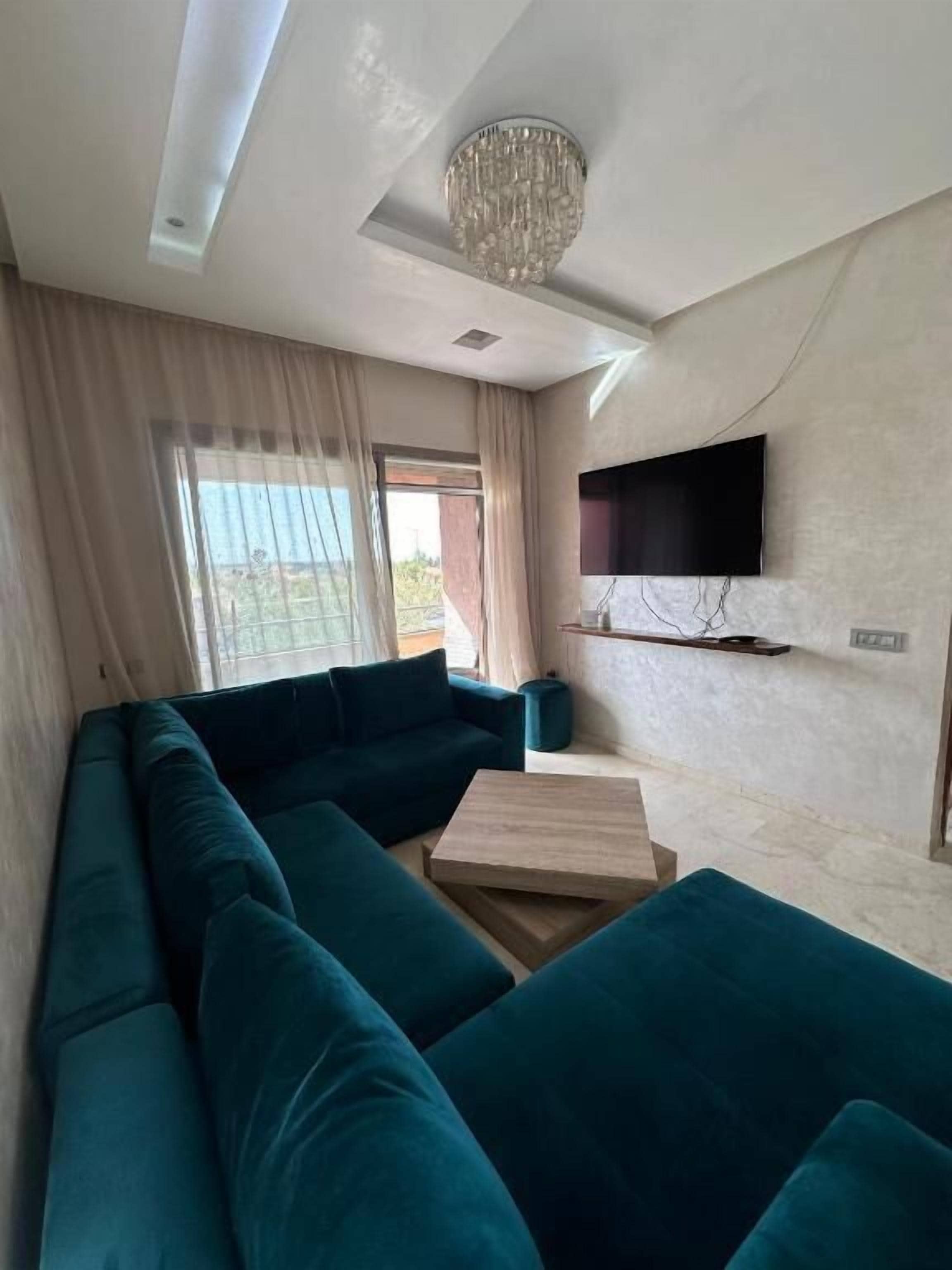 Comfort Studio, Balcony, Golf View | Living area