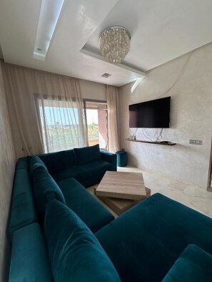 Comfort Studio, Balcony, Golf View | Living area - l'écrin de prestigia agate studio (Marrakech)