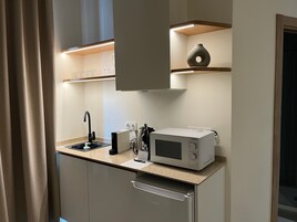 Habitación cuádruple Confort | Caja fuerte y wifi gratis