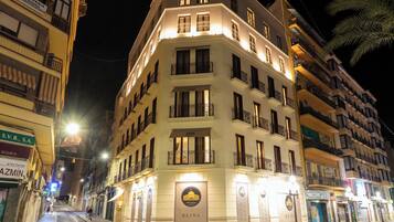 Facciata della struttura