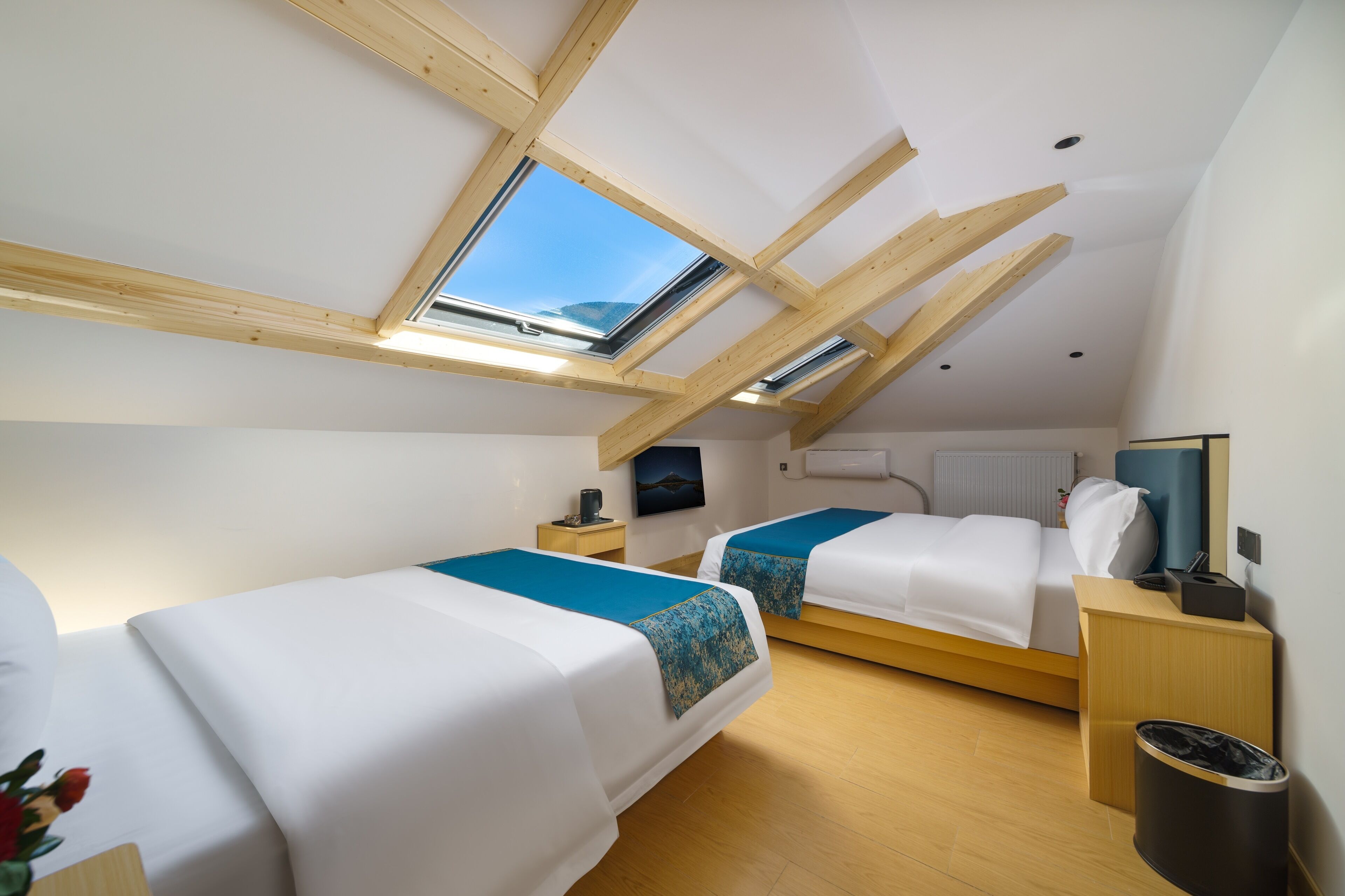 Elite-Doppelzimmer, Bergblick | Hochwertige Bettwaren, Daunenbettdecken, individuell dekoriert