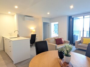 Interior - Infinity on Eight ~ Central Woden (Phillip)